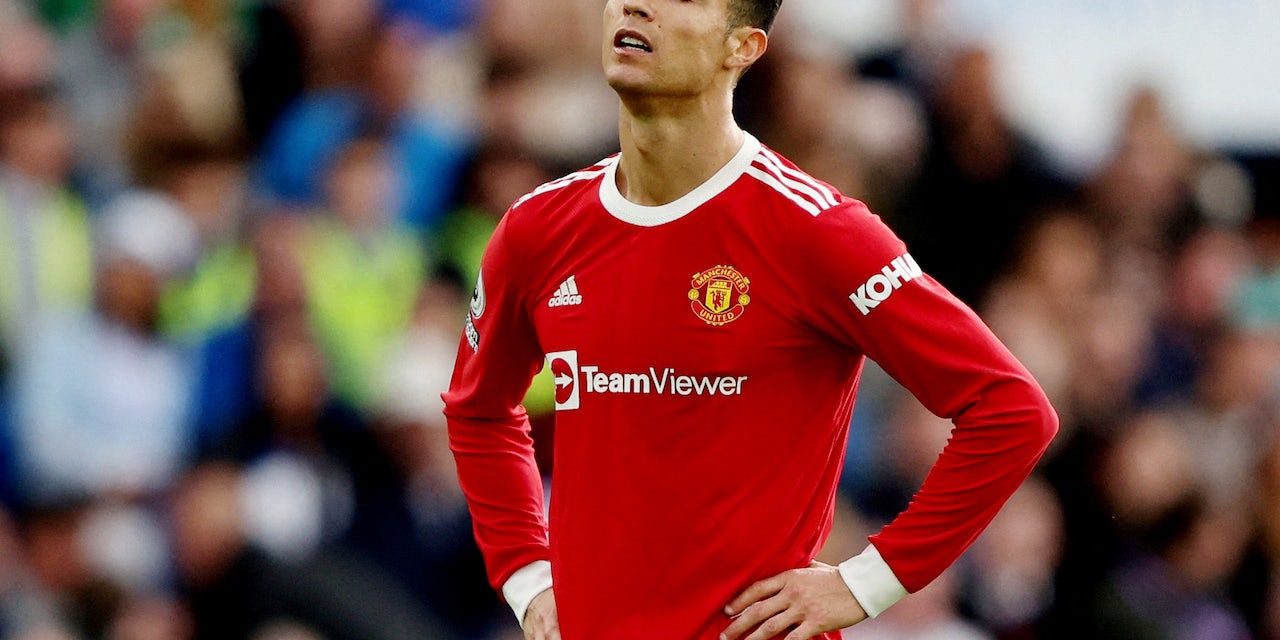 Ronaldo Flies Back to Manchester United to Discuss Future