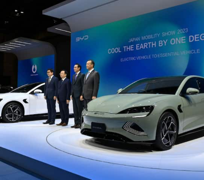 BYD Overtakes Tesla Shifting Dynamics in the Global Electric Vehicle Race